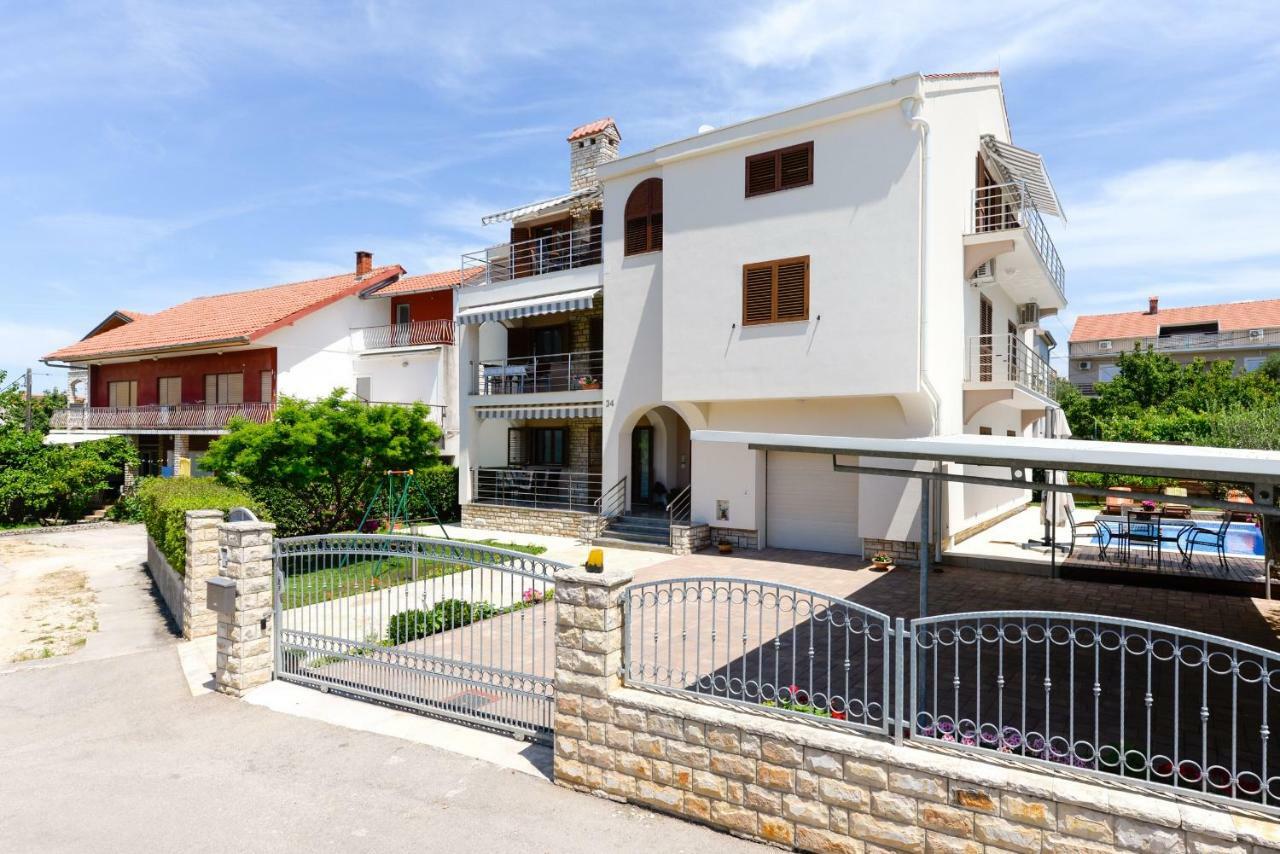Apartmani Bosa Задар Екстериор снимка