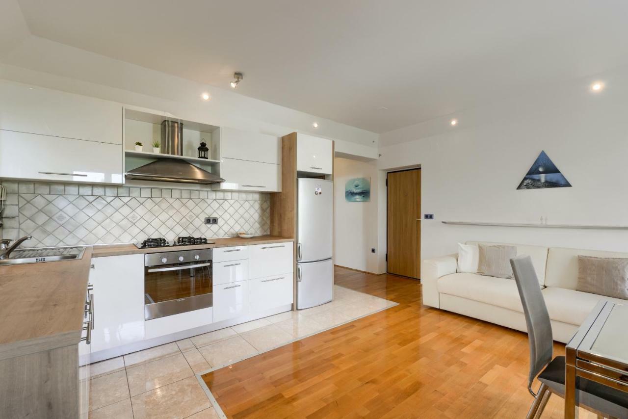 Apartmani Bosa Задар Екстериор снимка