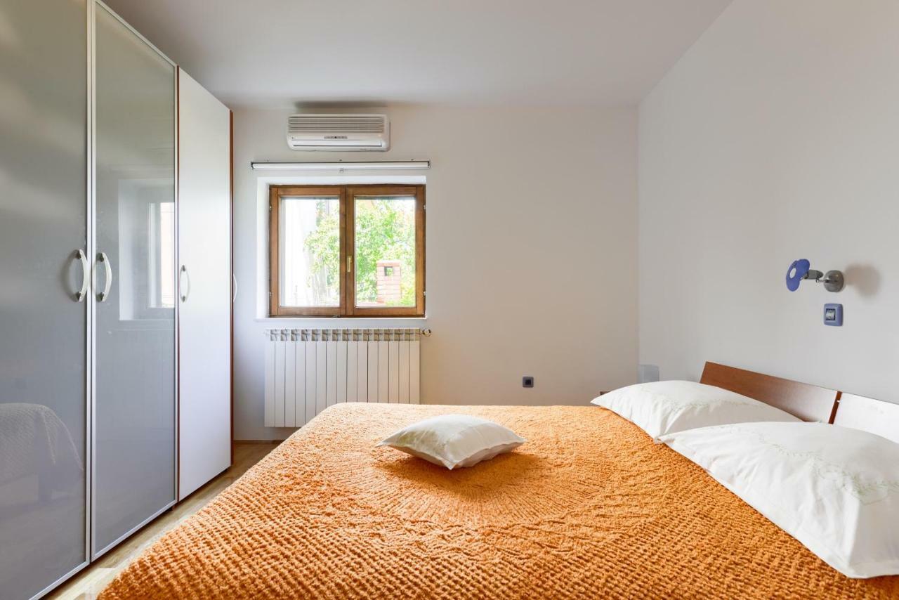 Apartmani Bosa Задар Екстериор снимка
