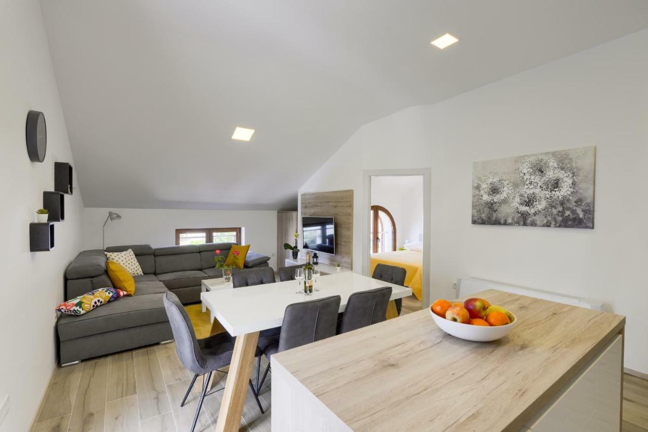 Apartmani Bosa Задар Екстериор снимка