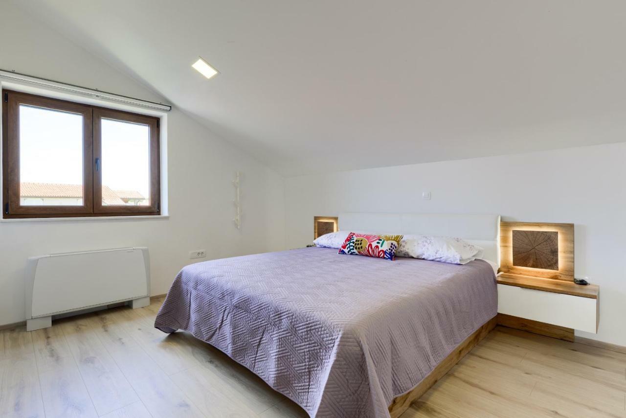Apartmani Bosa Задар Екстериор снимка